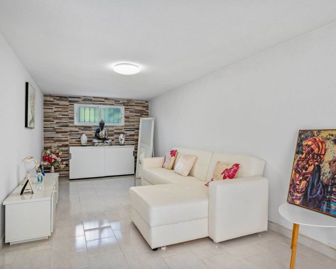 Image No.18-4 Bed Villa for sale