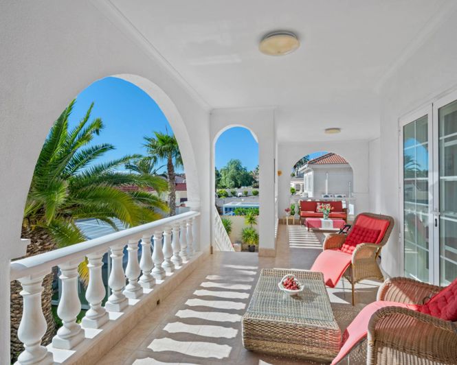 Image No.35-4 Bed Villa for sale