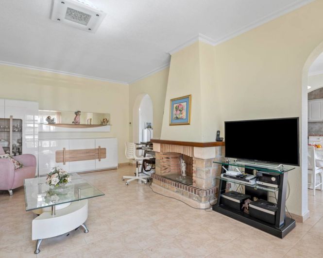 Image No.8-4 Bed Villa for sale