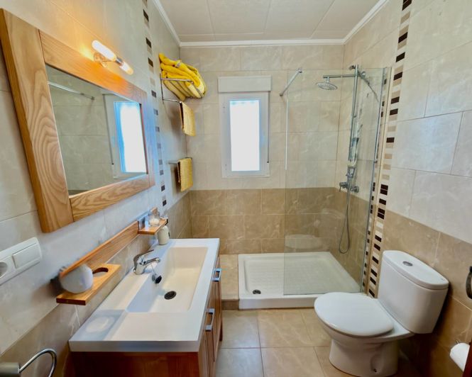 Image No.10-4 Bed Villa for sale