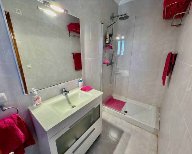 Image No.20-4 Bed Villa for sale