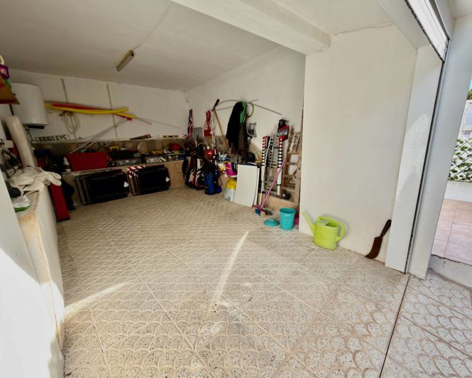 Image No.35-4 Bed Villa for sale