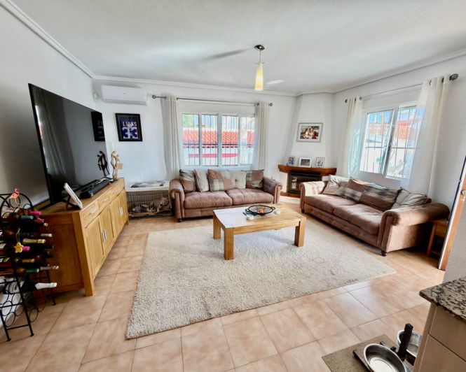 Image No.5-4 Bed Villa for sale