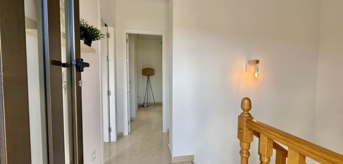 Image No.26-3 Bed Townhouse for sale