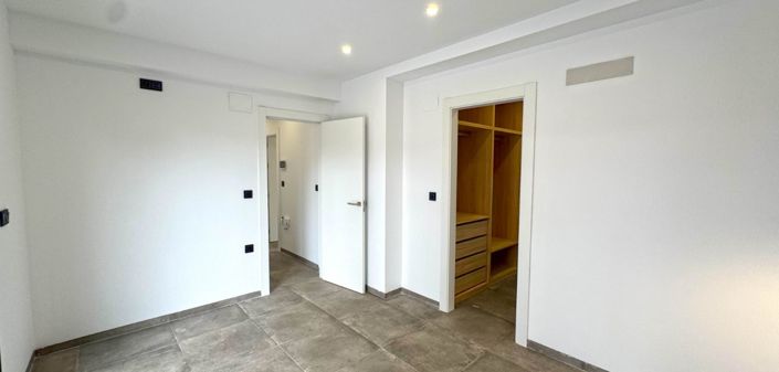 Image No.50-4 Bed Villa for sale