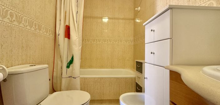 Image No.36-3 Bed Apartment for sale