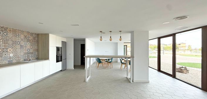 Image No.27-3 Bed Apartment for sale