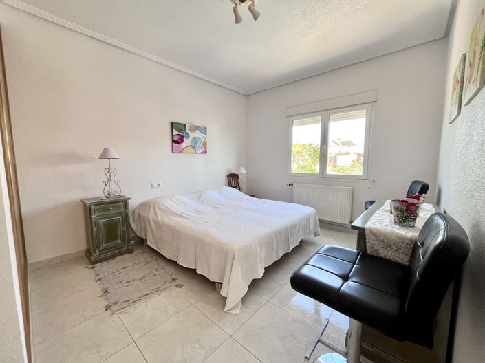 Image No.21-4 Bed Villa for sale