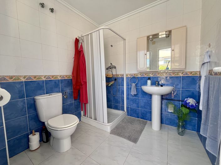 Image No.35-4 Bed Villa for sale