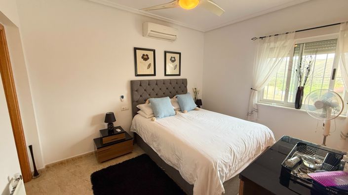 Image No.48-5 Bed Villa for sale