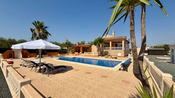 Image No.5-5 Bed Villa for sale