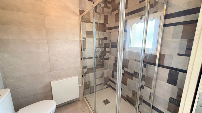 Image No.59-5 Bed Villa for sale