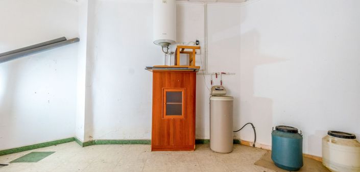 Image No.22-1 Bed Commercial for sale