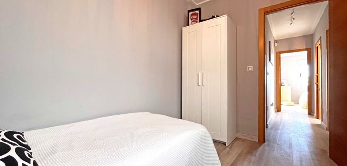 Image No.30-3 Bed Townhouse for sale