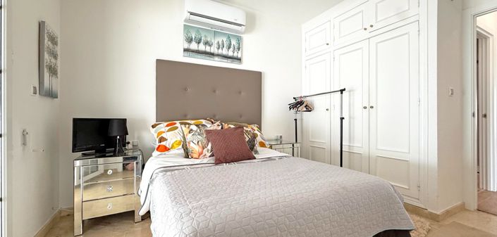 Image No.38-2 Bed Villa for sale