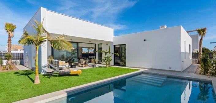 Image No.1-3 Bed Villa for sale