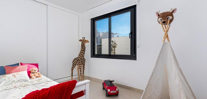 Image No.14-3 Bed Villa for sale