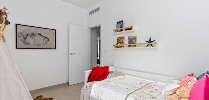 Image No.16-3 Bed Villa for sale