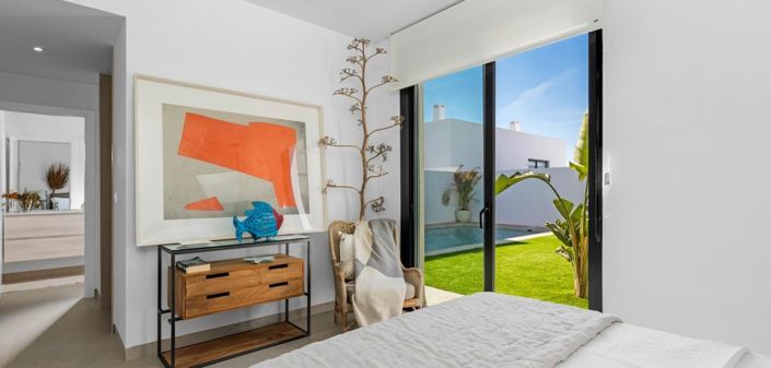 Image No.30-3 Bed Villa for sale