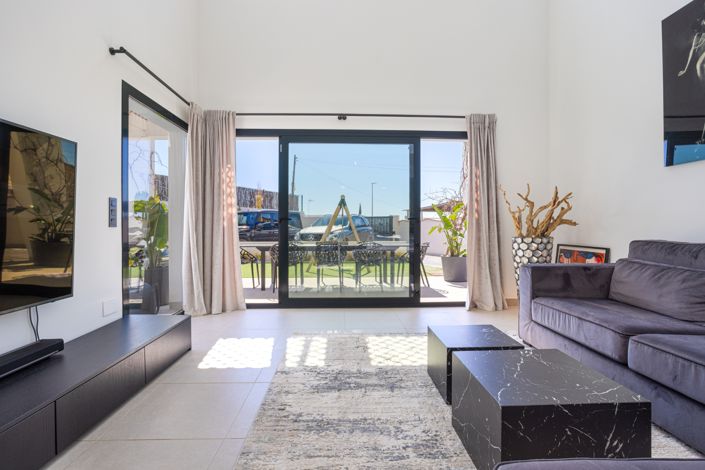 Image No.6-4 Bed Villa for sale