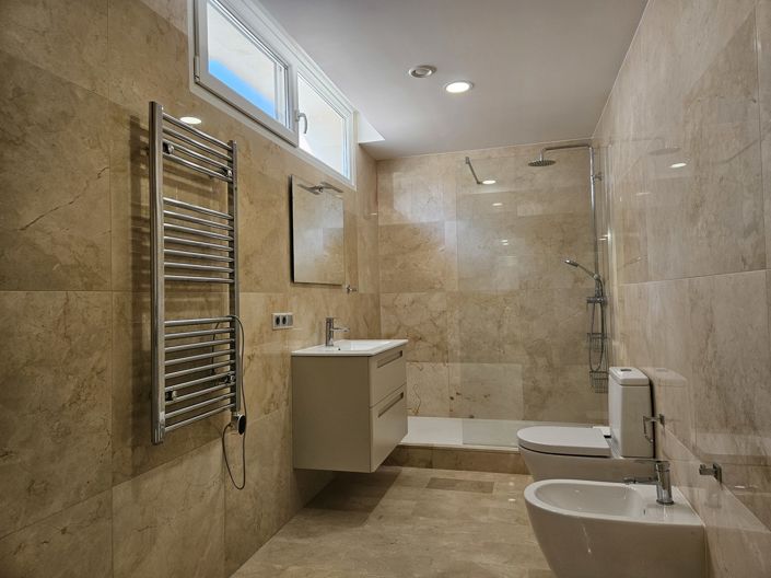 Image No.23-5 Bed Villa for sale