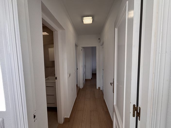 Image No.25-5 Bed Villa for sale