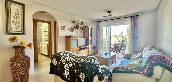 Image No.20-2 Bed Apartment for sale