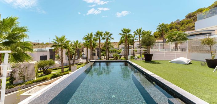 Image No.10-5 Bed Villa for sale