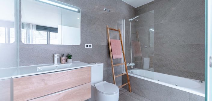 Image No.36-5 Bed Villa for sale