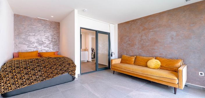 Image No.42-5 Bed Villa for sale