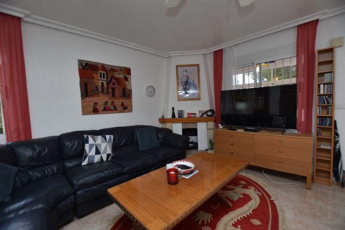 Image No.12-3 Bed Villa for sale