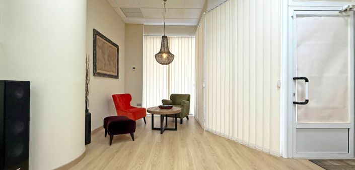 Image No.4-1 Bed Commercial for sale