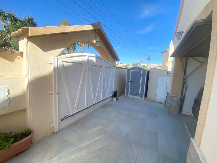 Image No.30-3 Bed Villa for sale