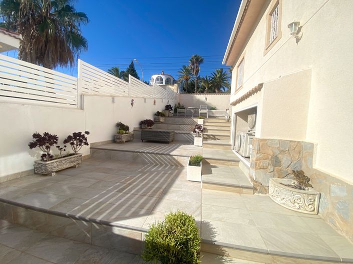 Image No.32-3 Bed Villa for sale