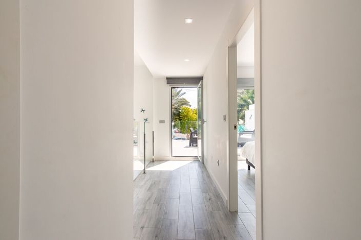 Image No.26-3 Bed Villa for sale