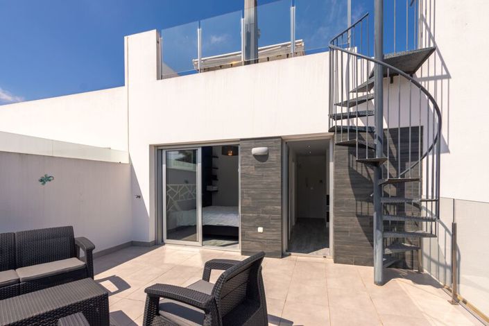 Image No.31-3 Bed Villa for sale