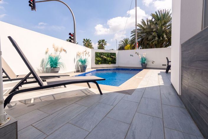 Image No.39-3 Bed Villa for sale