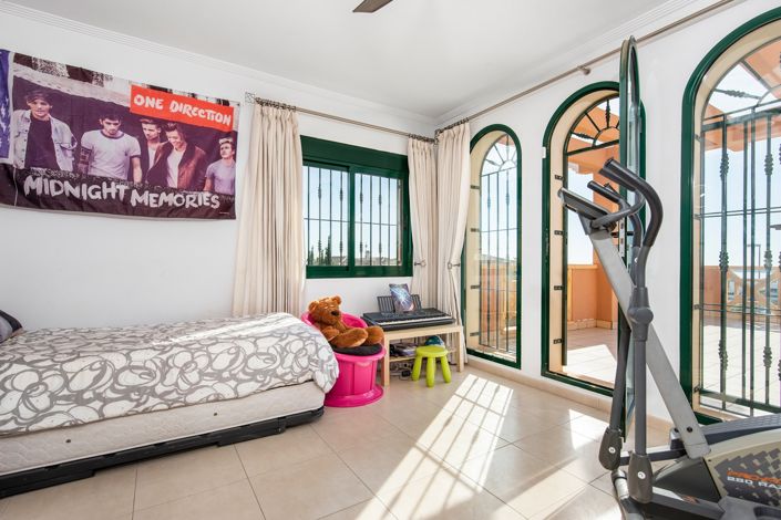 Image No.17-4 Bed Villa for sale