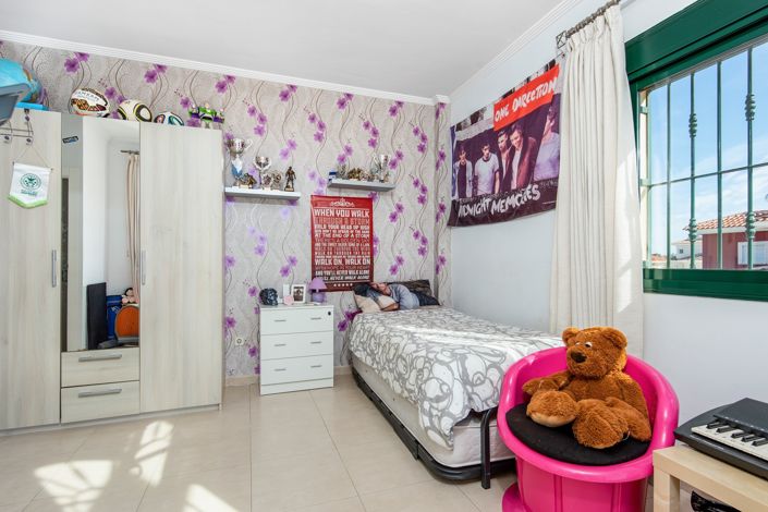 Image No.18-4 Bed Villa for sale