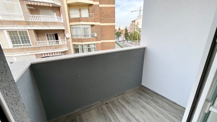 Image No.13-2 Bed Apartment for sale