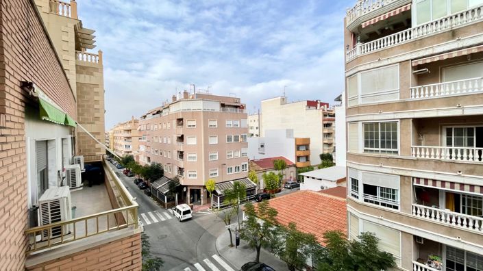 Image No.14-2 Bed Apartment for sale