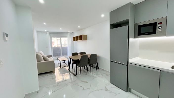 Image No.4-2 Bed Apartment for sale