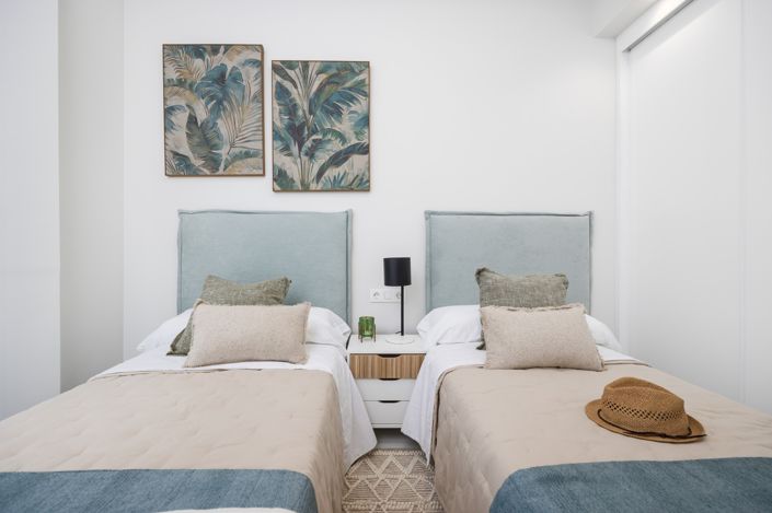 Image No.17-2 Bed Apartment for sale