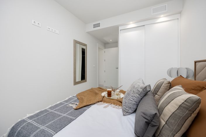 Image No.4-2 Bed Apartment for sale