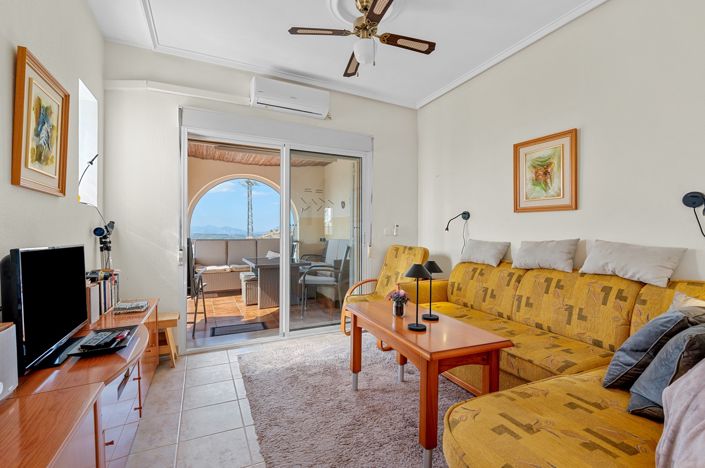 Image No.14-2 Bed Townhouse for sale