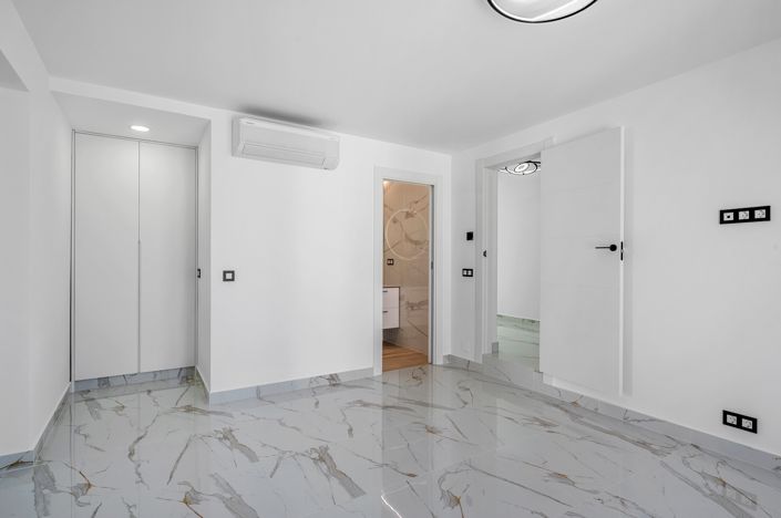 Image No.4-Villa de 4 chambres à vendre à Ciudad Quesada