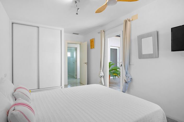 Image No.18-5 Bed Country Property for sale