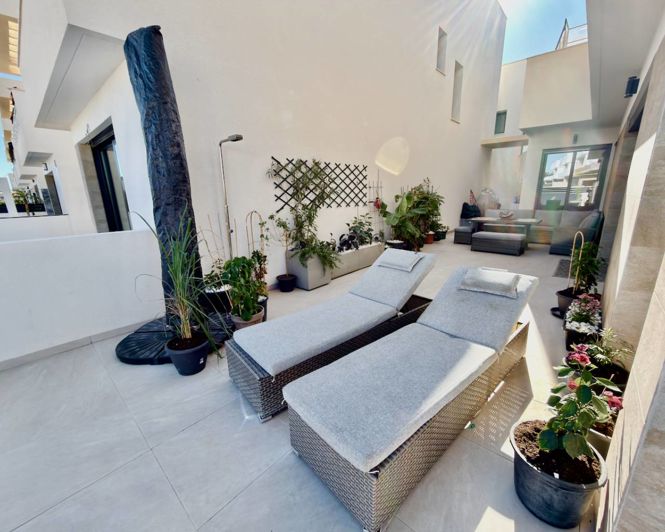 Image No.18-3 Bed Villa for sale