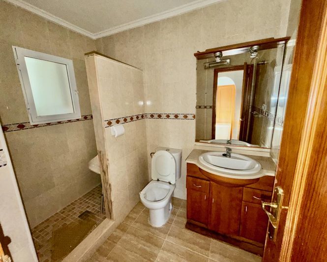 Image No.11-3 Bed Villa for sale