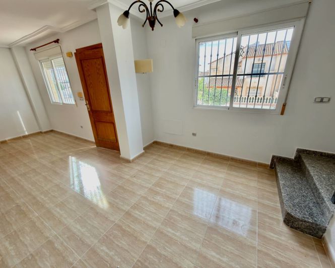 Image No.8-3 Bed Villa for sale